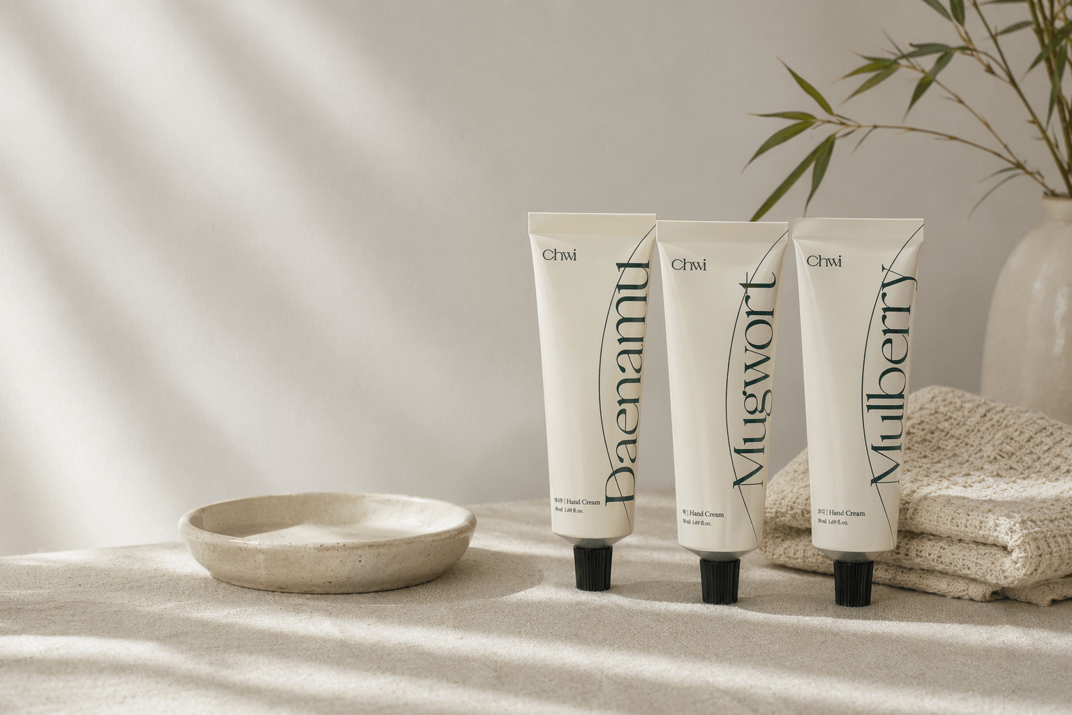 Inspired by bamboo groves and wildflower fields, body care that scents skin softly.